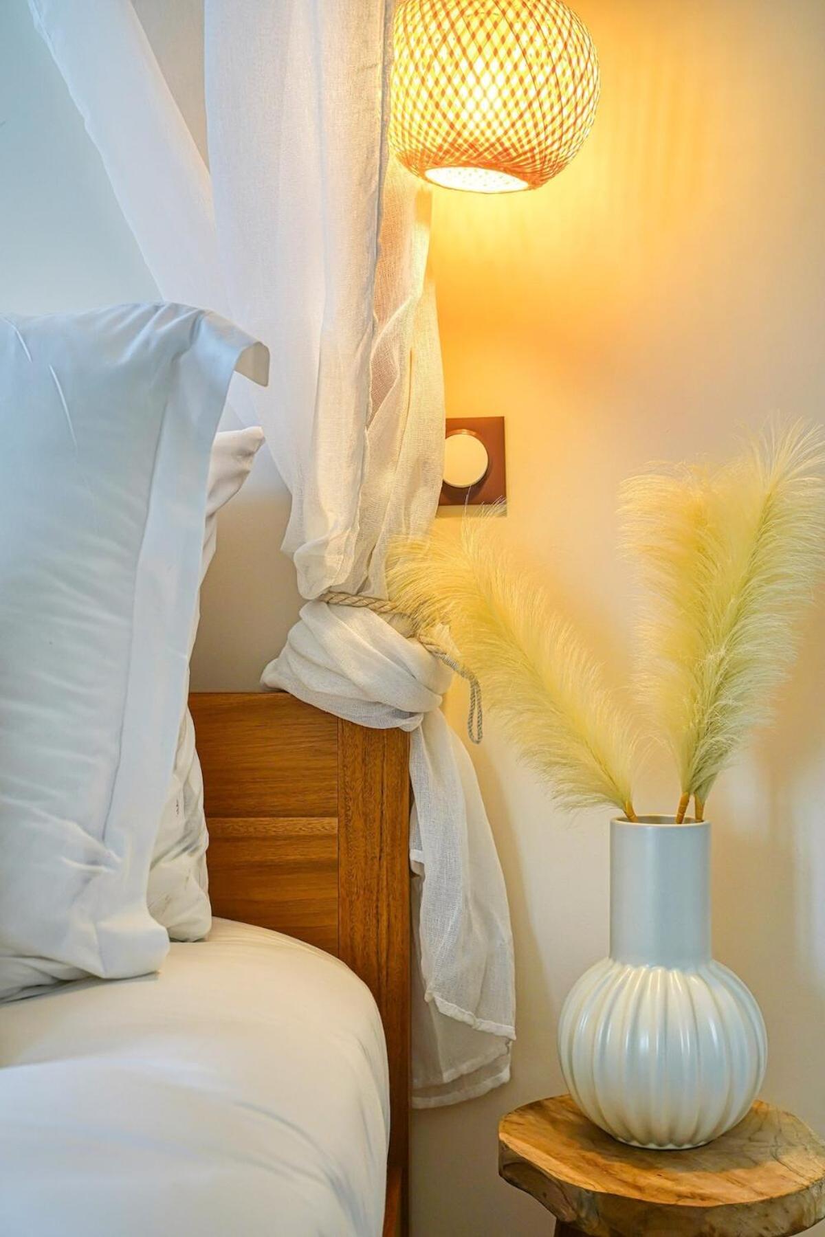 קורבוו Inn Place To Be Paris La Defense מראה חיצוני תמונה