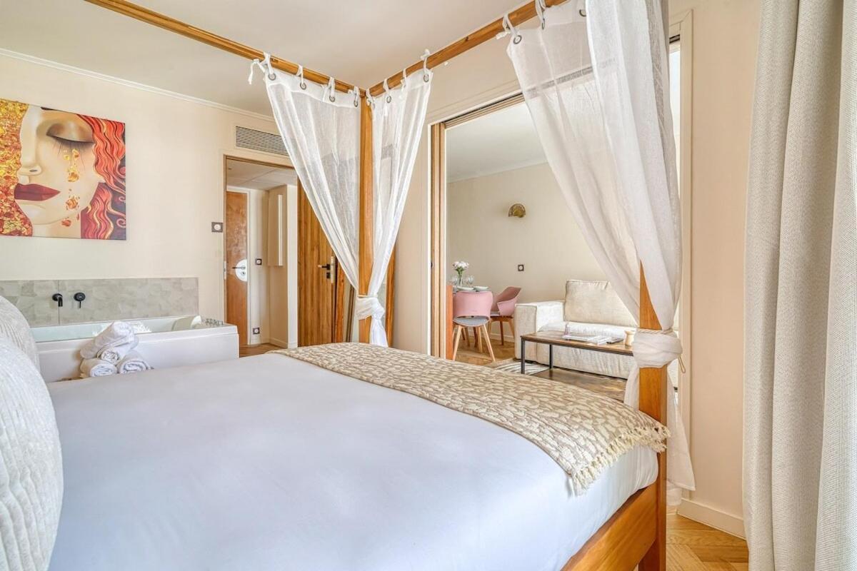 קורבוו Inn Place To Be Paris La Defense מראה חיצוני תמונה